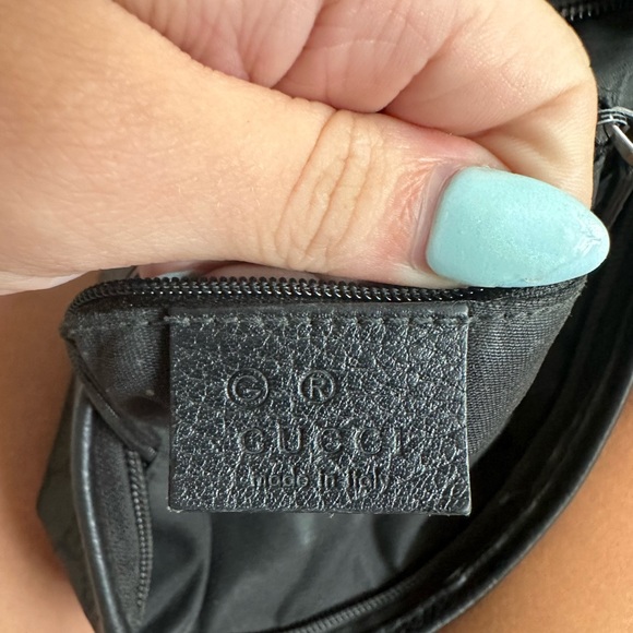 GG Monogrammed Gucci Purse/Crossbody - Picture 4 of 6